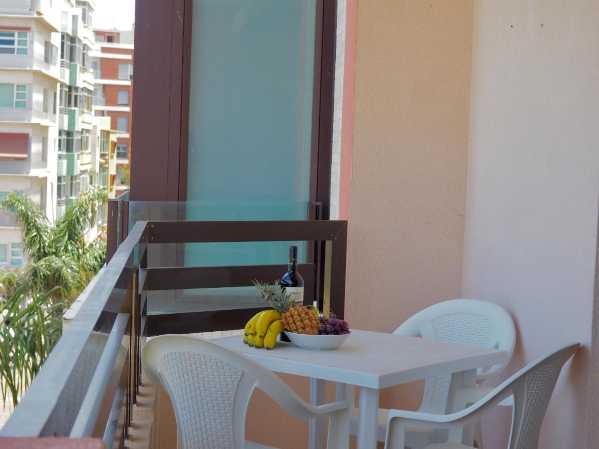 Huge Balcony Over Las Canteras By Canariasgetaway Las Palmas Buitenkant foto